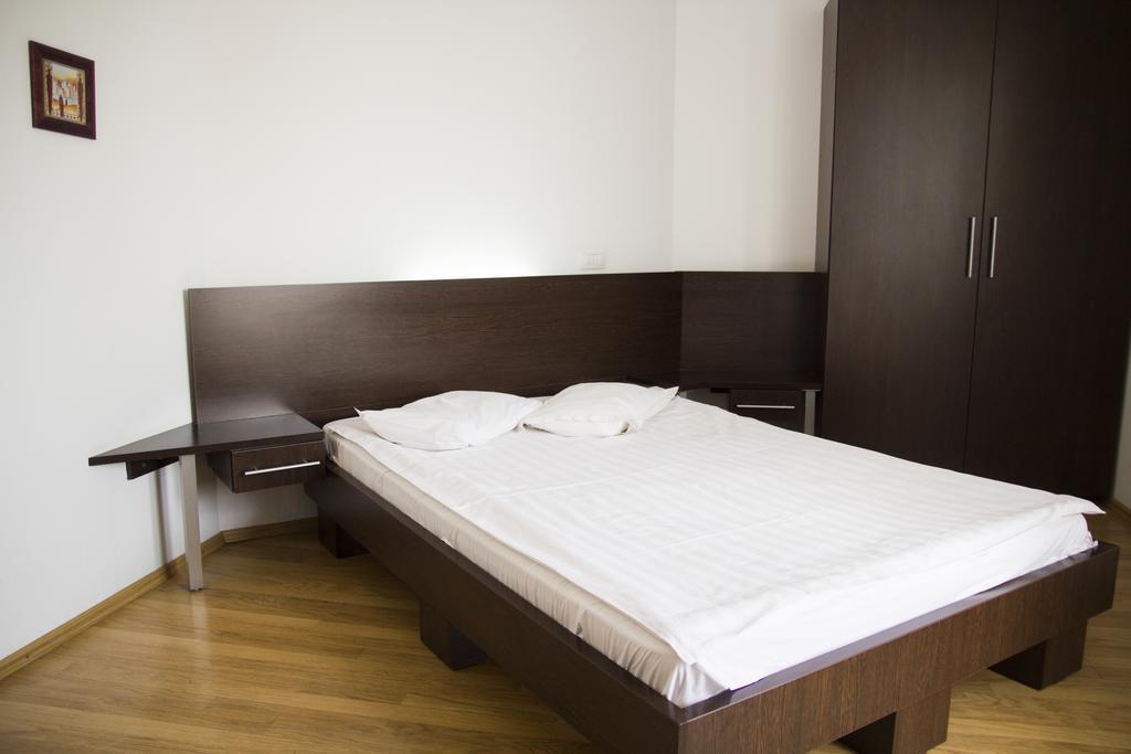ヴィラ グランデ ヤシ 部屋 写真