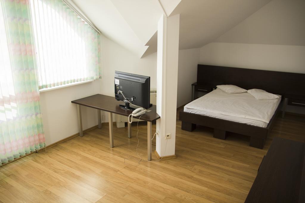 ヴィラ グランデ ヤシ 部屋 写真